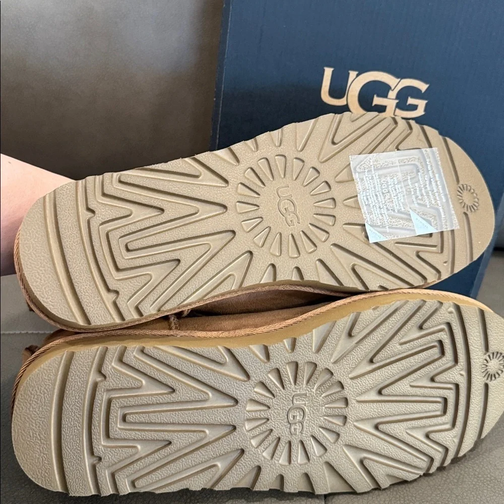Uggs men classic mini boot •NEW•10